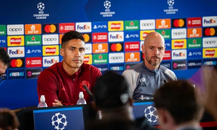 Ten Hag đưa ra nhận định thẳn thắn về 'kép phụ' của Varane
