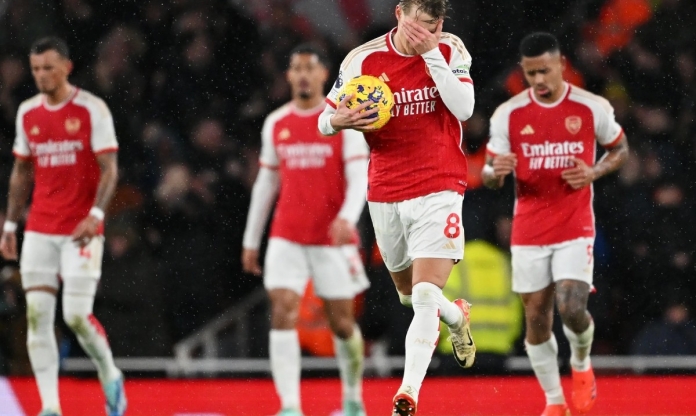 Arsenal đi đúng vết xe đổ, tỷ lệ vô địch giảm gần một nửa