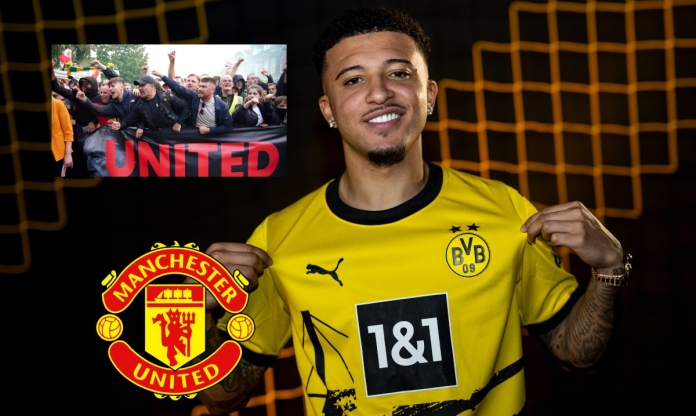 Trở lại Dortmund, Sancho có hành động khiến CĐV MU nổi giận