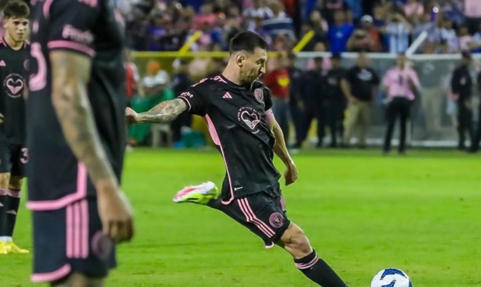 Messi thi đấu 45 phút, Inter Miami khởi đầu năm 2024 với trận hòa trước El Salvador