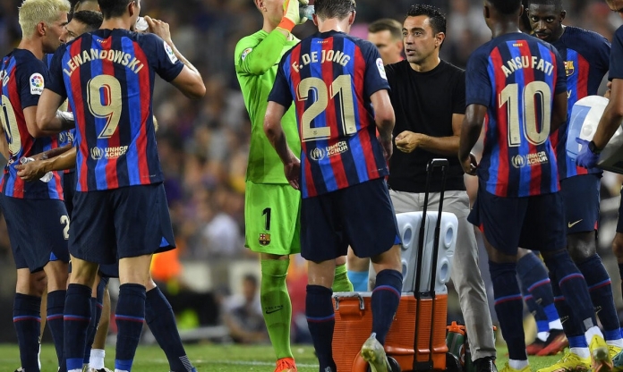 Phòng thay đồ Barca dậy sóng giữa Xavi và học trò quan trọng bậc nhất