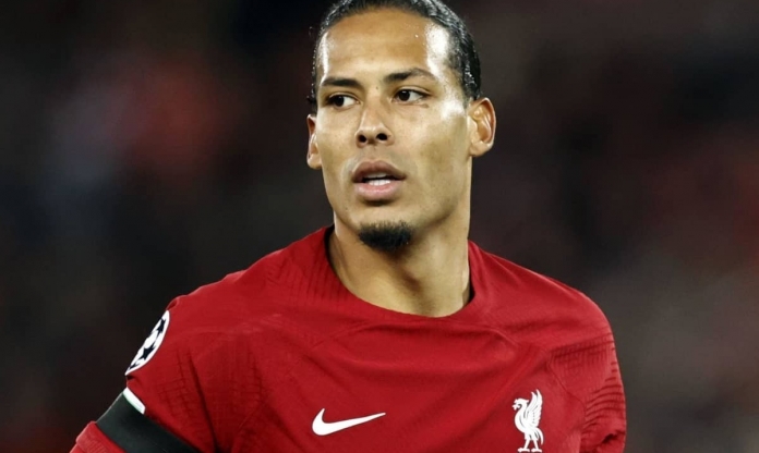 Van Dijk lên tiếng về tương lai, sáng tỏ vụ theo Klopp rời Liverpool