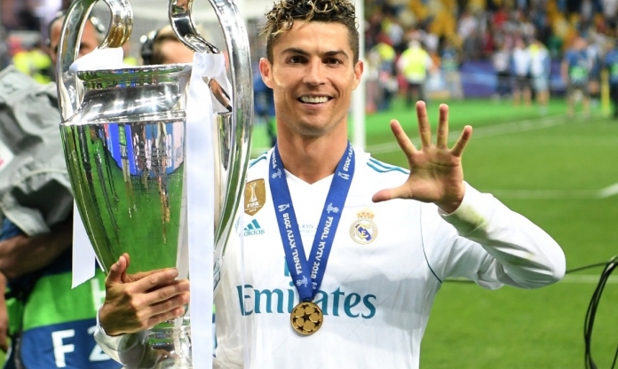 Cristiano Ronaldo có động thái đặc biệt đối với Real Madrid