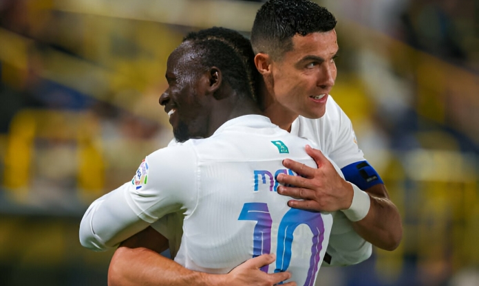 Sadio Mane có thể bỏ Ronaldo về châu Âu sau 1 năm đồng hành