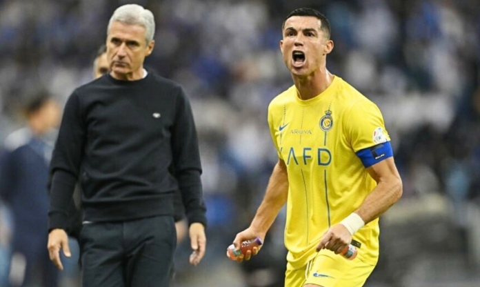 Hô vang tên Messi, Ronaldo có hành động đặc biệt 'trị' khán giả Al Hilal