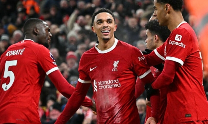 Trận đấu của những siêu phẩm, Liverpool mở hội ngay tại Anfield