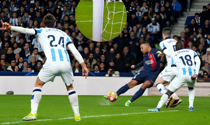 Mbappe ghi bàn tuyệt đẹp, vì sao trọng tài phải dừng trận đấu?
