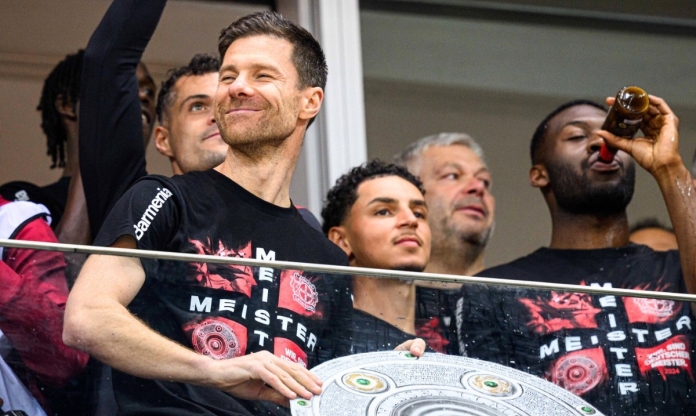Leverkusen vô địch Bundesliga, chạm cột mốc vĩ đại nhất thế kỷ 21