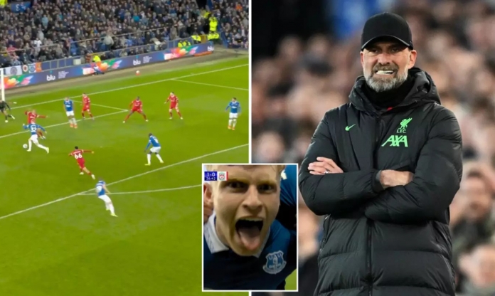 Thua cay đắng Everton, fan Liverpool đòi bán thẳng 2 cầu thủ
