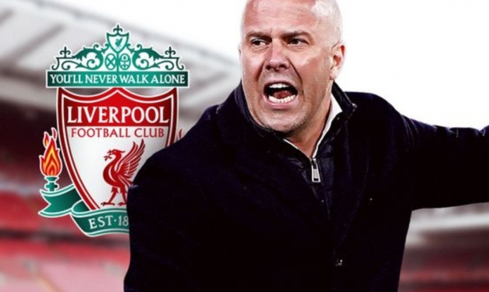 HLV Arne Slot chính thức lên tiếng việc đến Liverpool