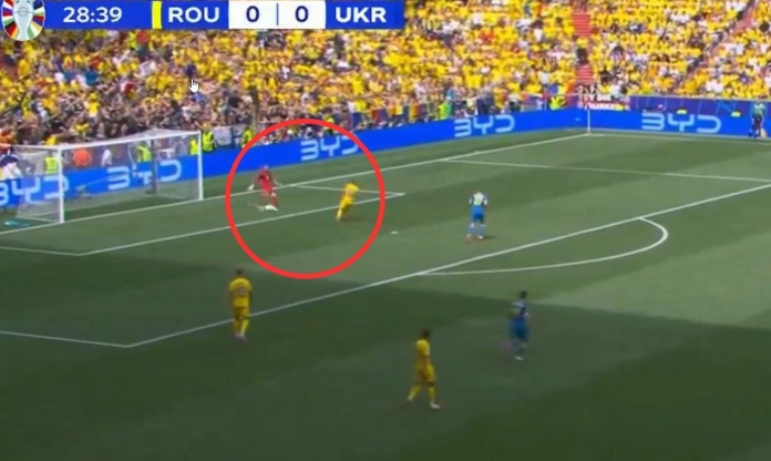 Lunin tội đồ, Ukraine gục ngã trước Romania