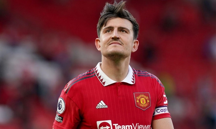 Erik ten Hag: Tước băng đội trưởng của Maguire có lợi cho MU