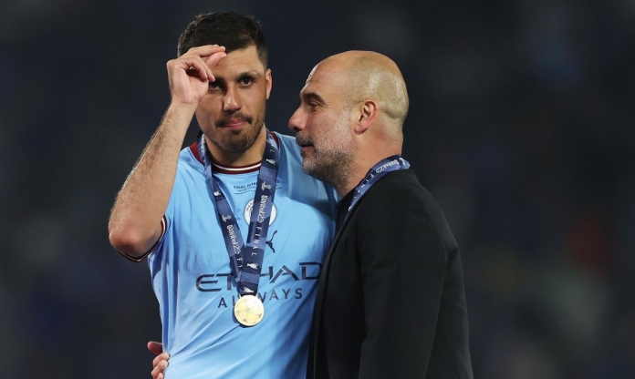 Không phải MU, Pep Guardiola chỉ tên 2 đội đủ trình đua vô địch với Man City