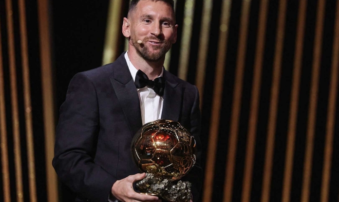 Hành động khó tin khi nhận Quả bóng vàng, Messi được đồng nghiệp thán phục hết lời
