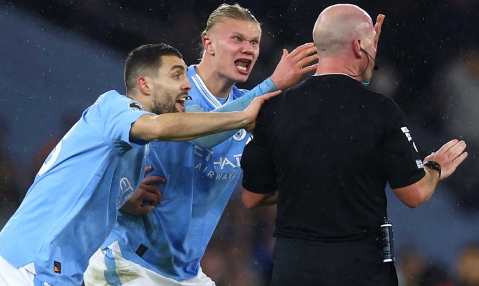 Man City trượt dốc, Liverpool và Arsenal vẫn khó vô địch vì một lý do