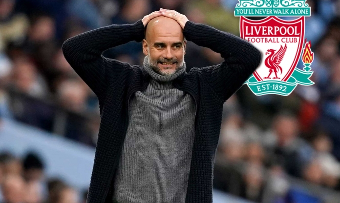 Pep Guardiola khẳng định Man City đang gặp bất lợi vì Liverpool