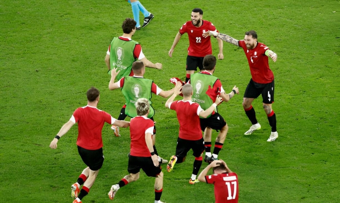 Hạ Bồ Đào Nha, Georgia vào vòng 1/8 Euro 2024