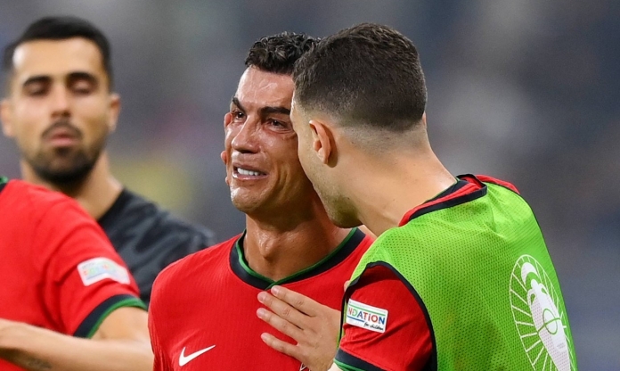 Bernardo Silva đáp trả chỉ trích hướng tới Ronaldo trước trận gặp Pháp