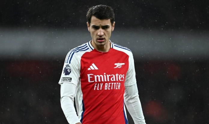 Arsenal quyết giữ Kiwior dù đá kém: Lý do buồn phía sau