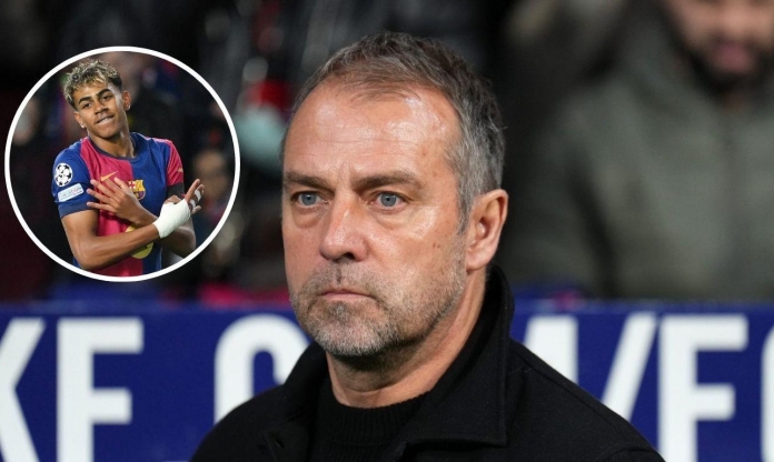 HLV Barca gây bất ngờ với Yamal ở trận derby Catalan