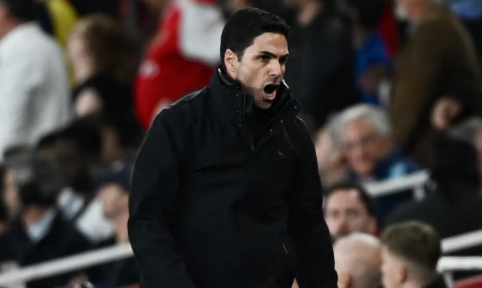 Sao Arsenal hứng chỉ trích dữ dội sau thất bại trước PSG