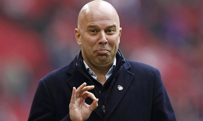 Thua Brighton, Arne Slot vẫn hạnh phúc nói một điều