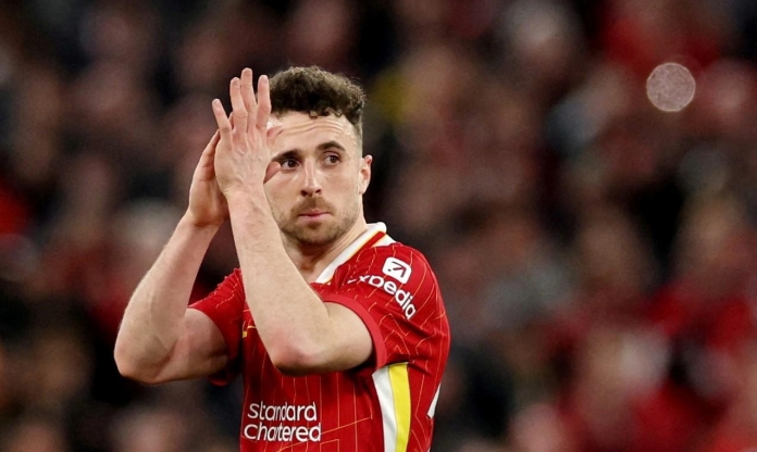 Jota đột ngột qua đời, Liverpool rối ren trên TTCN