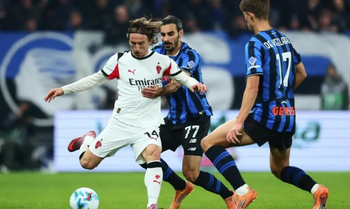 Chia điểm trước Atalanta, AC Milan lỡ cơ hội cướp ngôi đầu Serie A