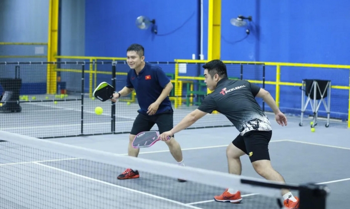 'Ông lớn' dệt may một thời thoát cảnh phá sản nhờ sân Pickleball