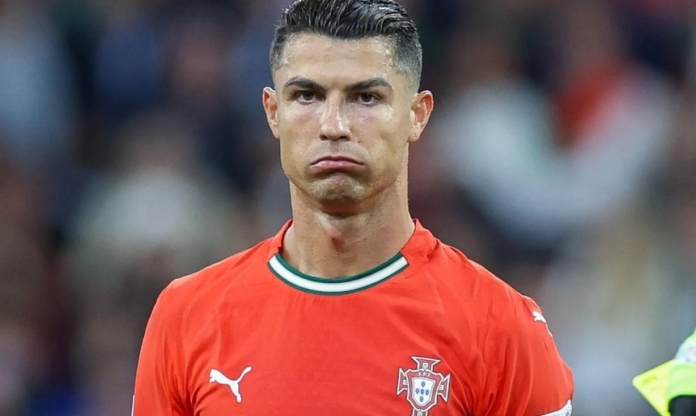 Cristiano Ronaldo tụt giá kỷ lục