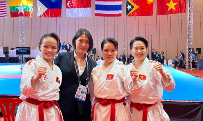 HLV Karate Việt Nam nhận giải thưởng danh giá trước ngày ra quân ASIAD 19
