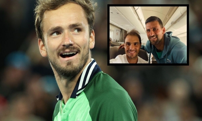 Daniil Medvedev ngỡ ngàng trước cảnh 'tình bể bình' của Nadal và Djokovic