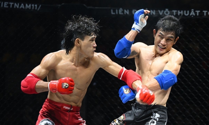 Nguyễn Trần Duy Nhất áp đảo khiến đối thủ phải ôm đầu bỏ chạy