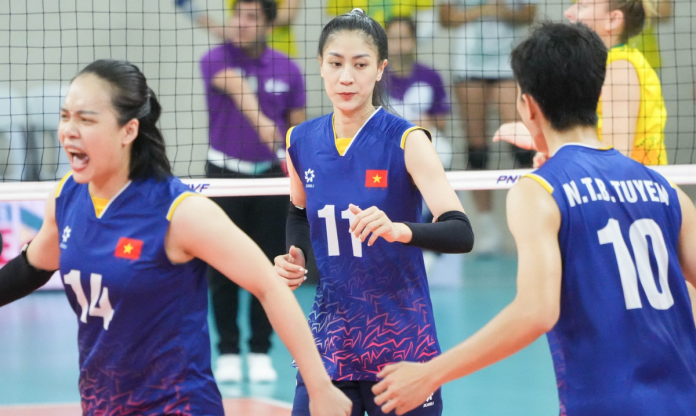 Bóng chuyền nữ Việt Nam tiếp tục tập huấn ở Quảng Ninh