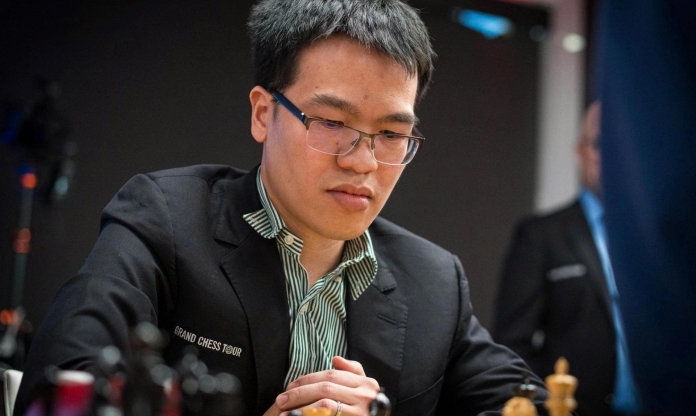 Lê Quang Liêm đấu trí với Vua cờ Gukesh