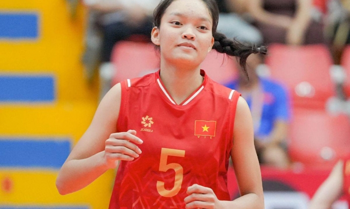 Tài năng 16 tuổi bóng chuyền nữ Việt Nam lần đầu dự SEA Games, sánh vai các huyền thoại