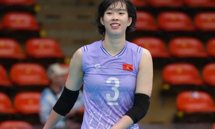 Đội trưởng ĐT bóng chuyền nữ Việt Nam 'tươi như hoa' dù chưa đấu phút nào tại SEA Games 33