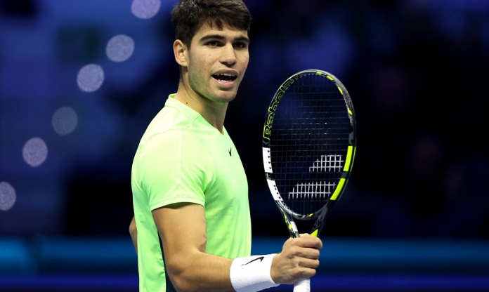 Bản lĩnh vững vàng, Carlos Alcaraz có chiến thắng đầu tay tại ATP Finals 2023