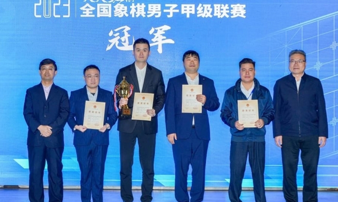 Vô địch Giáp Cấp Liên Tái 2023, Lại Lý Huynh làm nên kì tích
