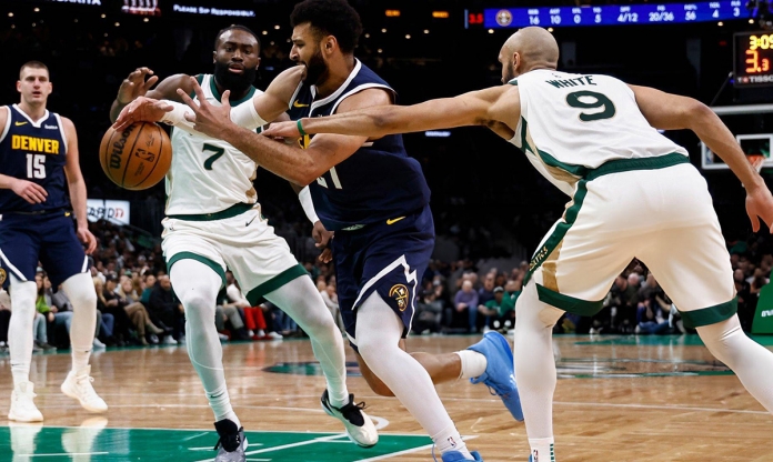 Siêu sao xuống sức, Boston Celtics thua trận đầu tiên trên sân nhà