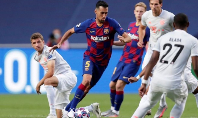 Bị đuổi đánh cực gắt, trọng tài bóng đá phủi Việt Nam thoát quây không kém gì Sergio Busquets