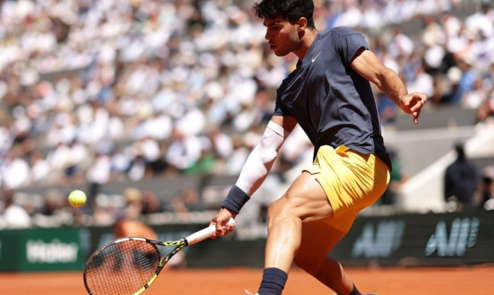 Nhọc nhằn hạ Alexander Zverev, Carlos Alcaraz lần đầu vô địch Roland Garros
