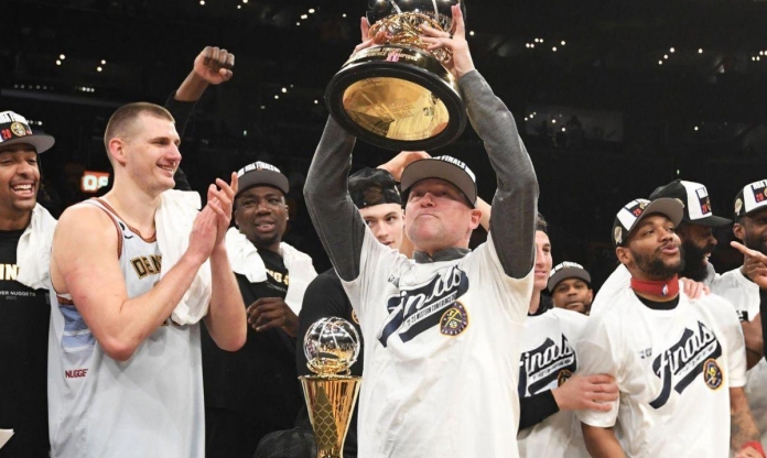 Thầy của Nikola Jokic bị sa thải cay đắng trước thềm vòng playoff NBA 2025