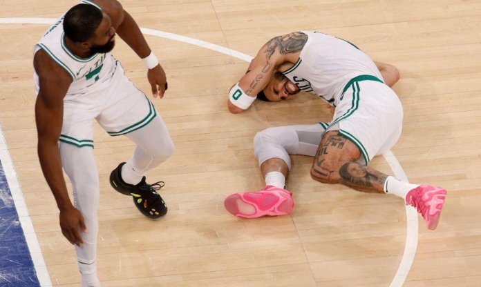Jayson Tatum chấn thương nặng, Boston Celtics dễ thành cựu vương NBA