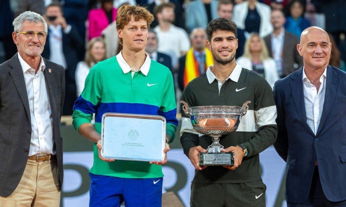 Nadal ngả mũ thán phục Sinner về một điều