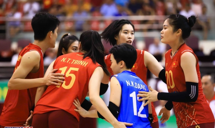Bóng chuyền nữ Việt Nam ra quân chặng 2 SEA V.League 2025 suôn sẻ