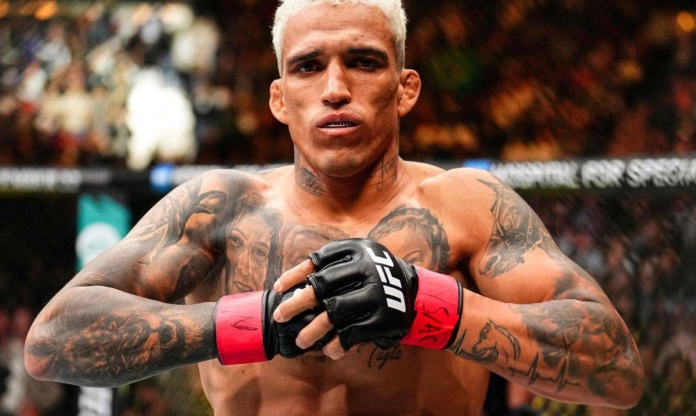 Charles Oliveira chuẩn bị trở lại võ đài sau thảm bại trước Ilia Topuria