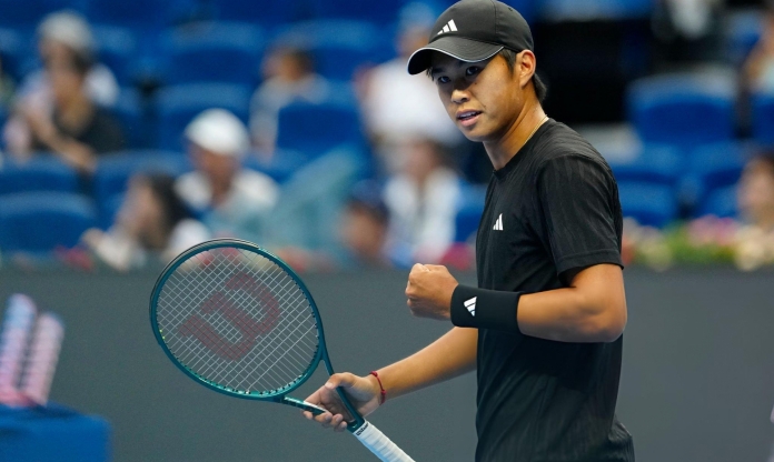 Ngược dòng hạ Medvedev, Learner Tien gặp Sinner ở chung kết China Open 2025