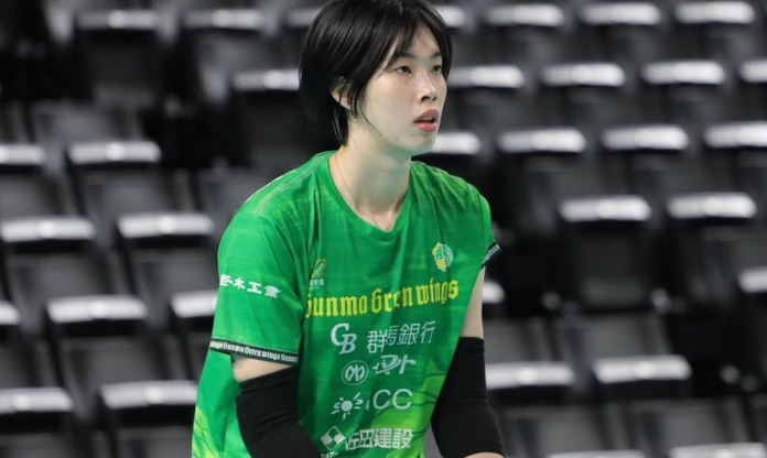 Trần Thị Thanh Thúy bị fan Thái Lan 'tấn công'