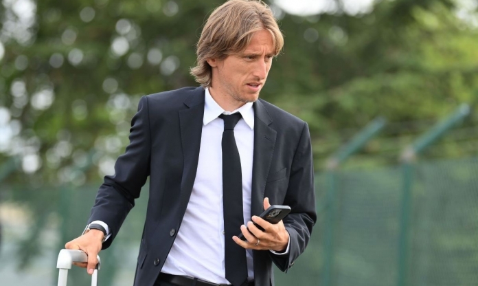 Thay thế Modric, Real Madrid chốt xong thần đồng đắt nhất thế giới